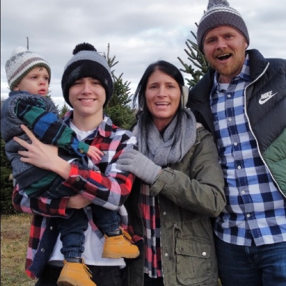 Meet your Posher, Jessy - Picture 3 of 7